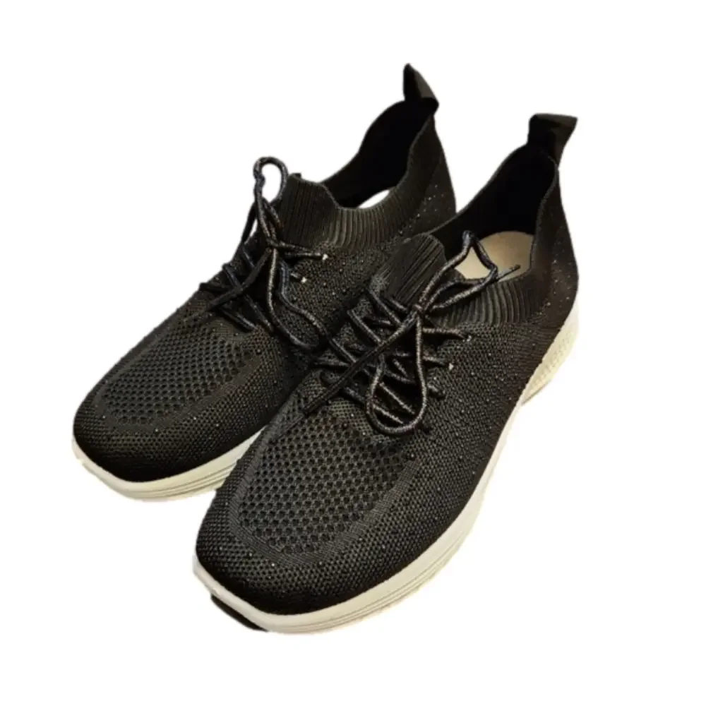 La Sheelah Black and White Knit Sneakers
